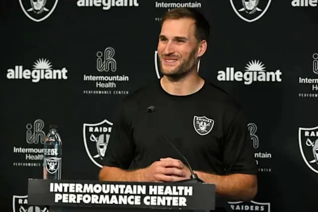 Kirk Cousins Says Raiders QB Room Is ‘A Working Force Together’ as Fernando Mendoza Develops Behind Him