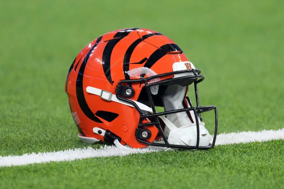 Bengals Sign Second-Round DE Cashius Howell, Wrap Up Draft Class