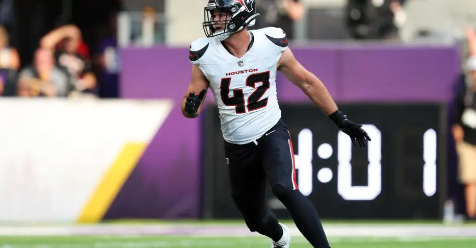 Packers re-sign TE Luke Lachey, release WR