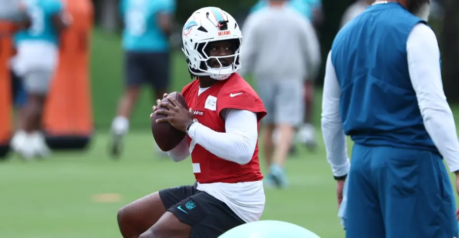 Dolphins Fans Sound Off On Malik Willis’ Developmental Direction