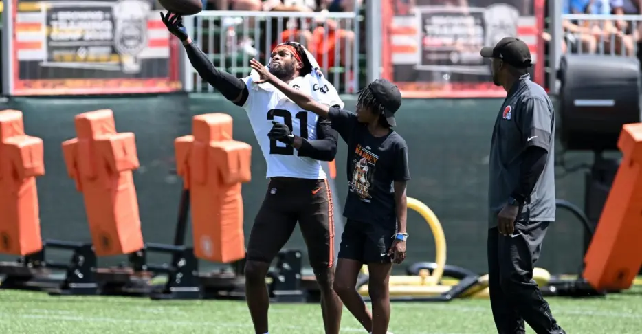 Cleveland Browns news: Training camp battles, expectations, fan preparation