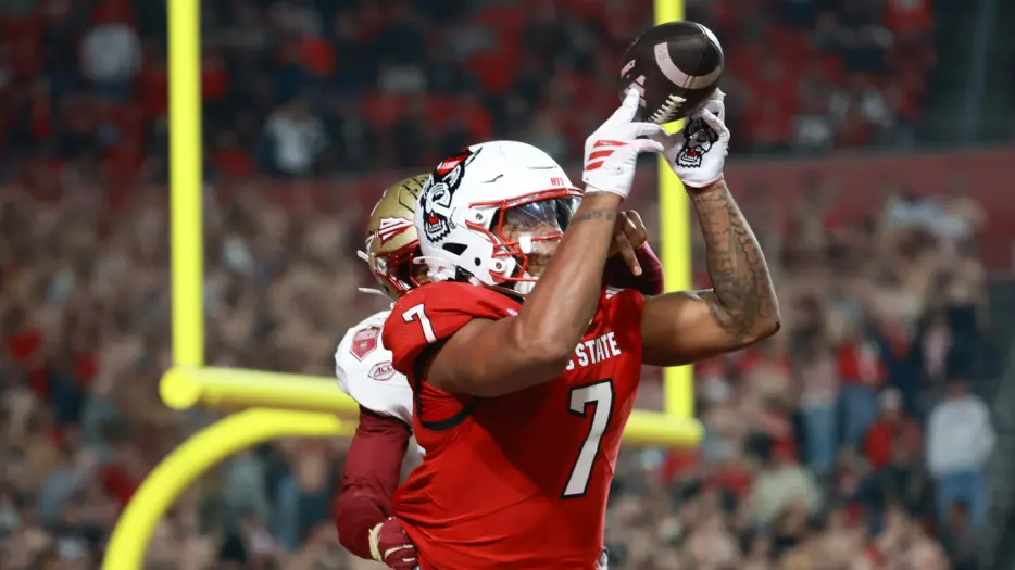 Broncos agree to terms with fifth-rounder Justin Joly, seventh-rounder Miles Scott