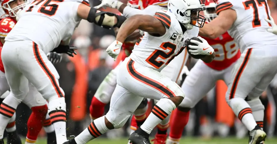 Browns: Nick Chubb reflects on his 2023 injury in panel discussion