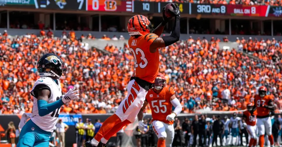 Bengals express excitement for Dax Hill as he enters a contract year