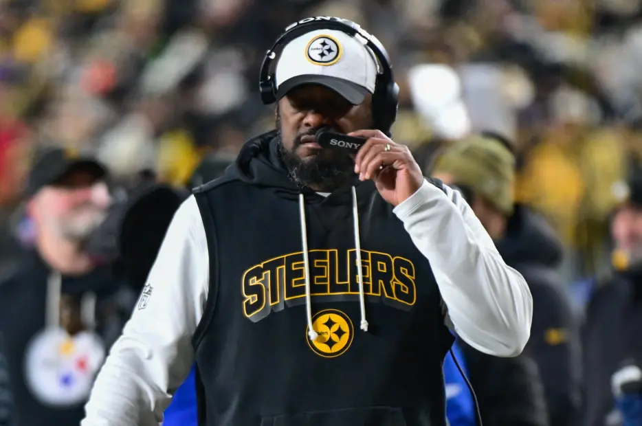 Pros &amp; Cons of Mike McCarthy vs. Mike Tomlin | Locked On Steelers