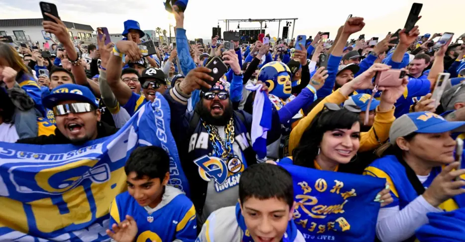Reactions to Rams alternate jerseys