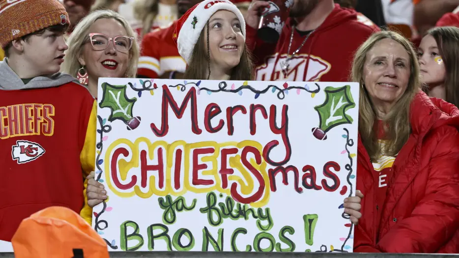 NFL schedule is stretched thin during Thanksgiving, Christmas weeks
