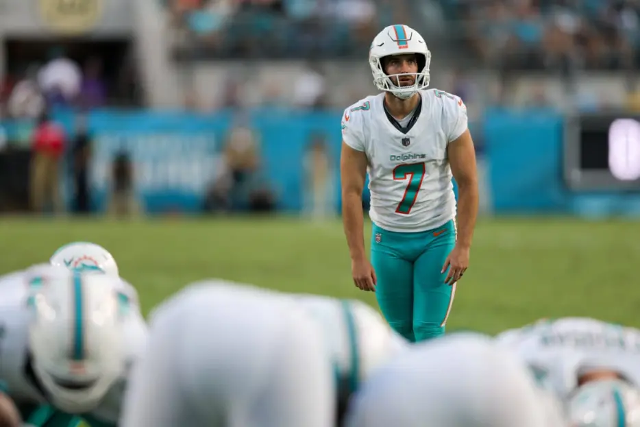 Jets sign All-Pro kicker, who missed all of 2025 with hip injury