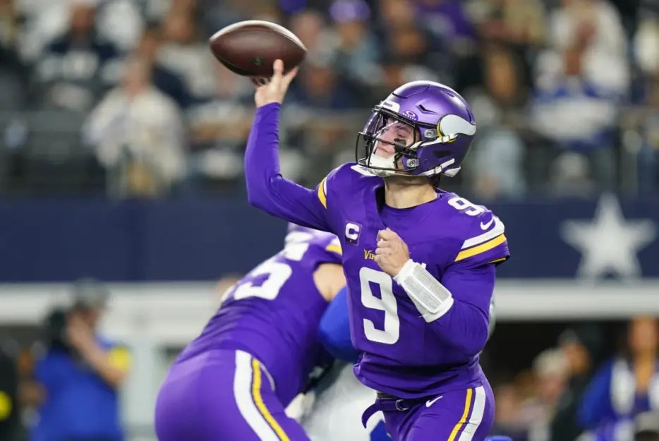 NFL Insider Expects Minnesota Vikings QB Competition To End Sooner Than Anticipated