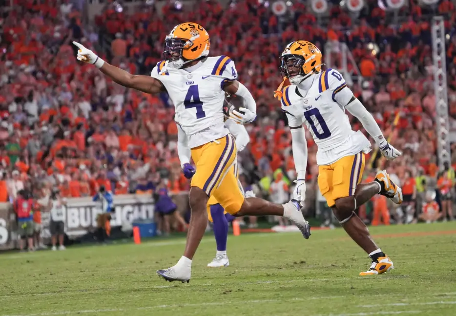 Chiefs Also Signing First-Round CB Mansoor Delane