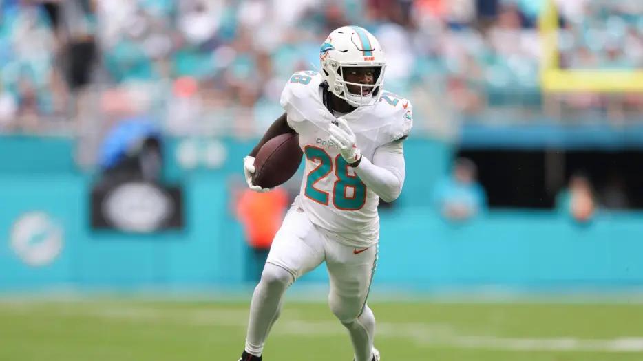 Jeff Hafley on De'Von Achane: It sends a good message to reward him with a second contract