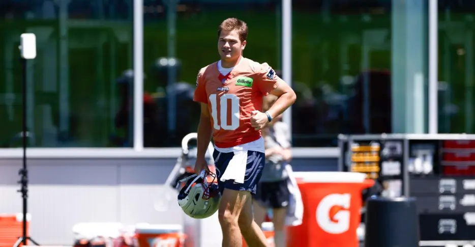 Patriots links 6/11/26: Minicamp Day 2 – OL mix &amp; match, offensive focus