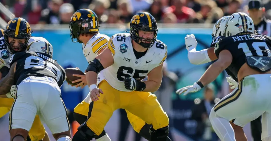 8 Thoughts on the NFL Draft, the Bears Class, the Board and more