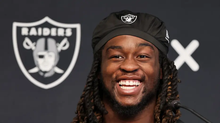 Klint Kubiak wants to challenge Ashton Jeanty, get more out of him in Year 2