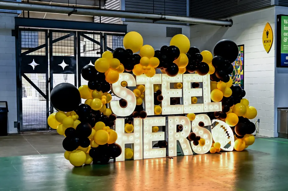 Sights &amp; Sounds: Steelers Host 3rd SteelHERS event at Acrisure Stadium