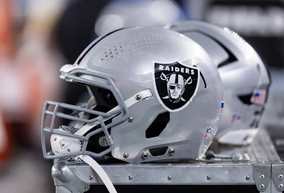 Raiders Hosted Eight Players For Workouts