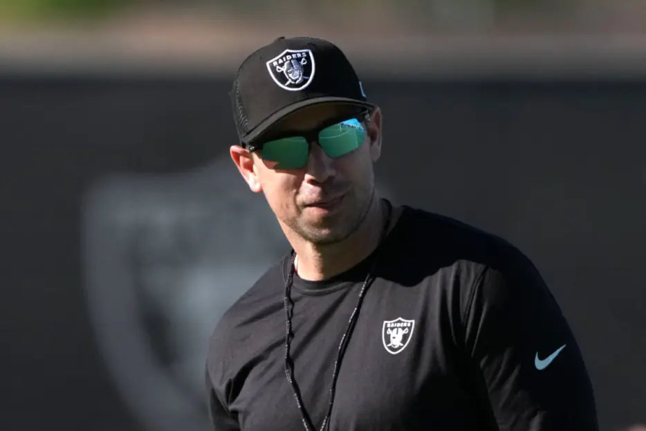 NFL Coaches Call Las Vegas Raiders’ $81 Million Player a ‘Liability’ in Key Area