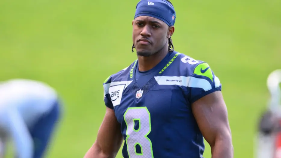 Seattle Seahawks Planning RISKY Move With 1st-Round Pick Jadarian Price