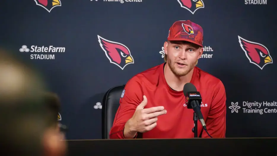 Arizona Cardinals Executive Responds After NFL Gambling Policy Ban