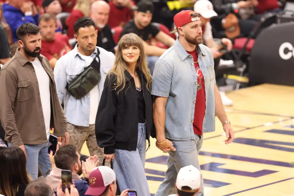 Travis Kelce and Taylor Swift’s Rumored Wedding Guest List Has Fans Buzzing