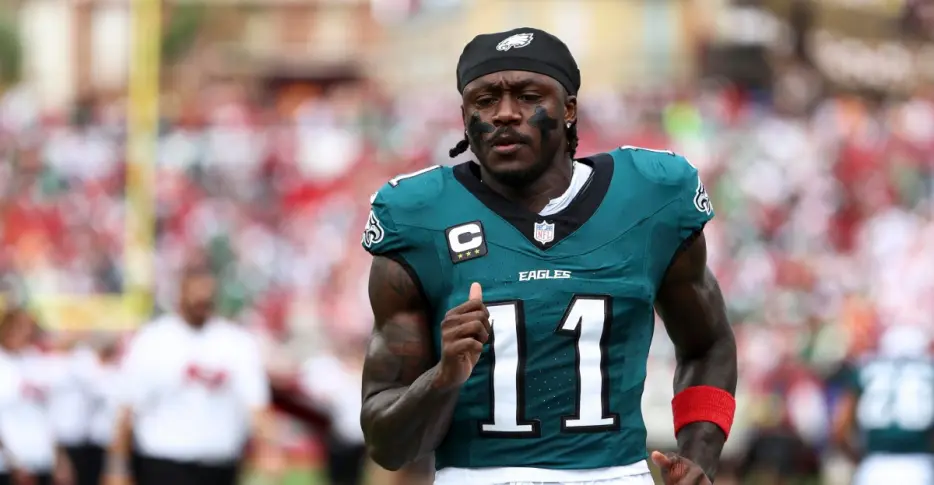 A.J. Brown trade rumors: Patriots and Eagles talks at an impasse?