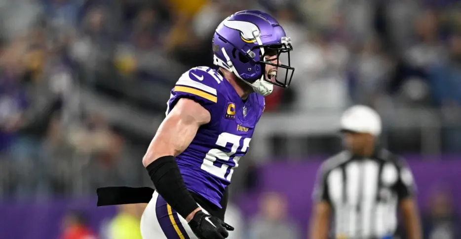 Minnesota Vikings News and Links: The Dog Days Of Summer Are Here
