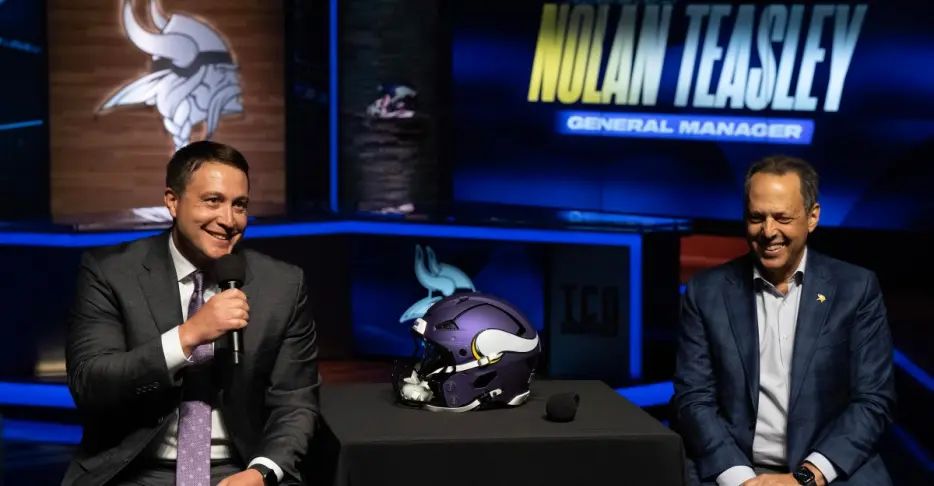 Nolan Teasley’s First Presser &amp; Rising J.J. McCarthy Trade Smoke