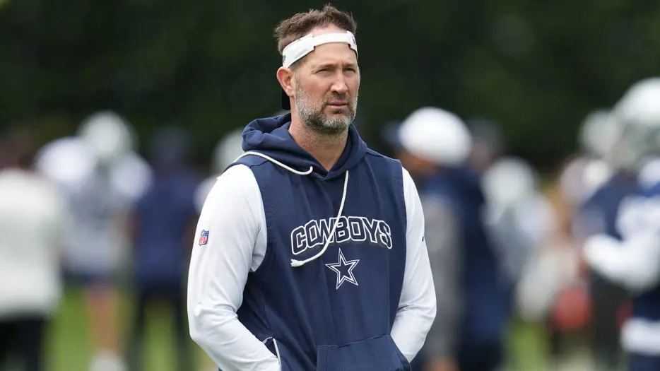 You need to see Brian Schottenheimer decked out for DeMarvion Overshown’s wedding