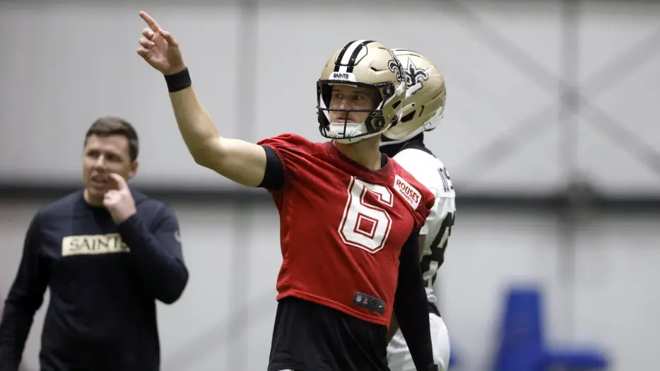 Drew Brees helped Tyler Shough set up Saints' QB/WR retreat in San Diego