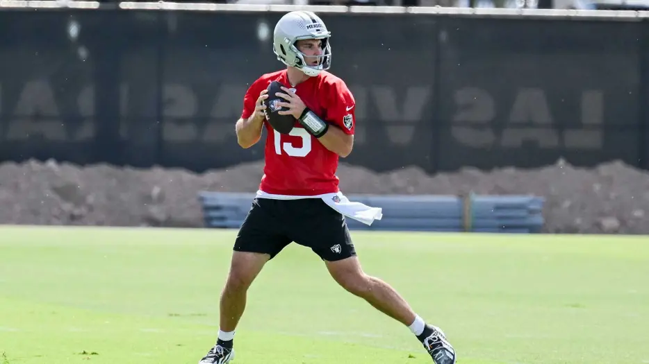 Another wide receiver for Raiders? Adam Schefter breaks down their options