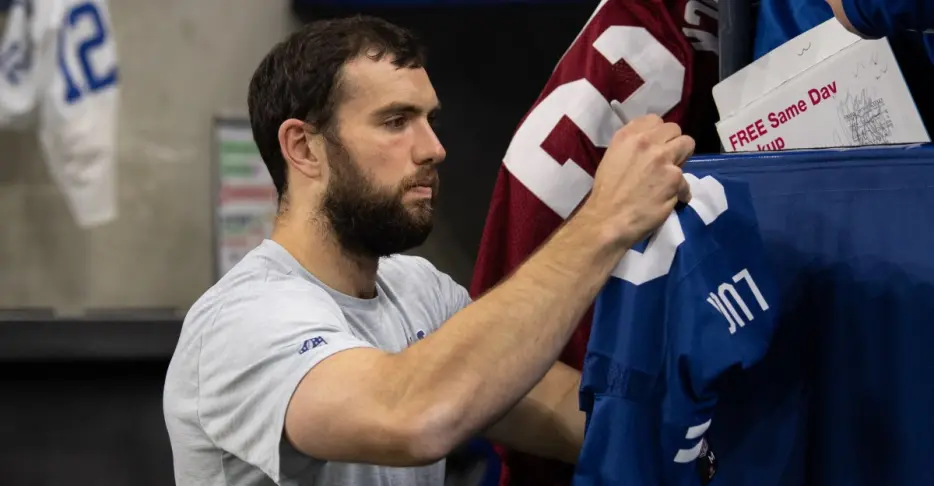 Colts what if:  What if the Colts had traded Luck for picks?