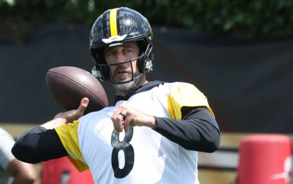 Aaron Rodgers Offers Reason for Concern About PIT Steelers Offense Under Mike McCarthy