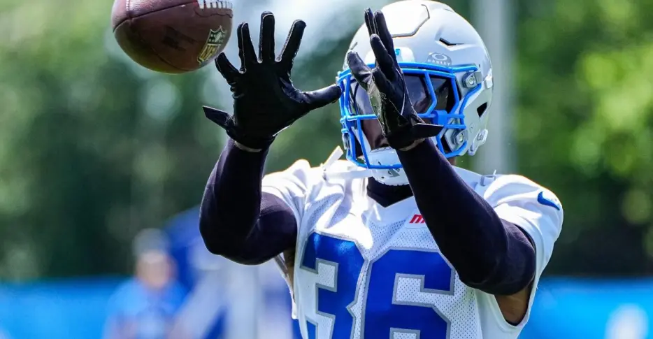 Lions minicamp Day 1 observations: DB film hangout leads to big day from secondary