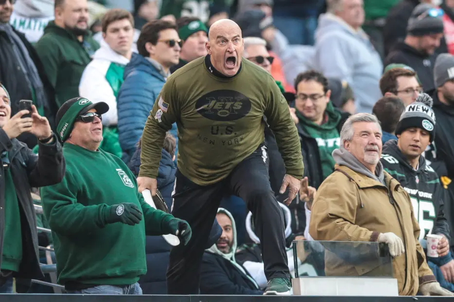 Redditor Declares for the Eagles After Forsaking New York Jets Due to “Complete Lack of Accountability”