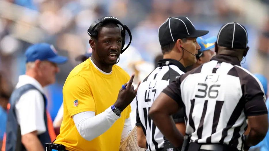 Report: Steelers fired Derius Swinton for "workplace misconduct"