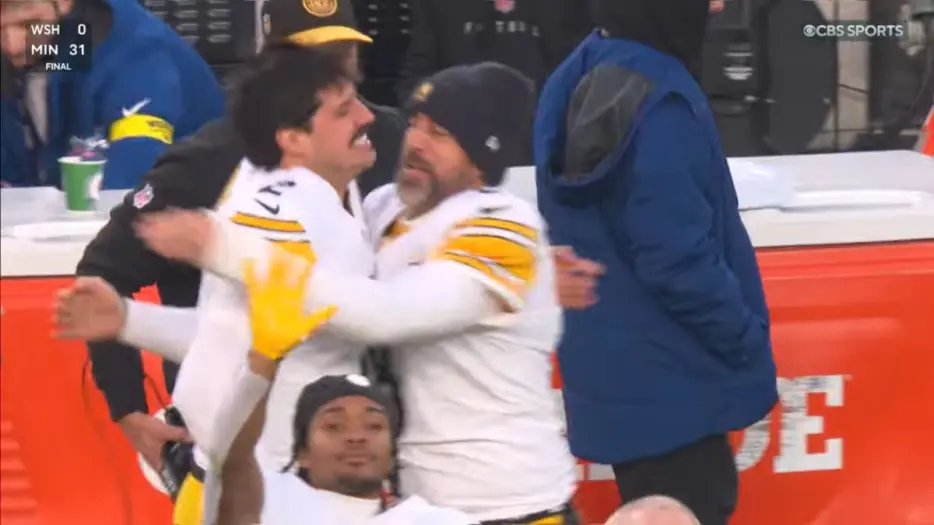 With Aaron Rodgers Finally Signed, Who Will Be His Backup?