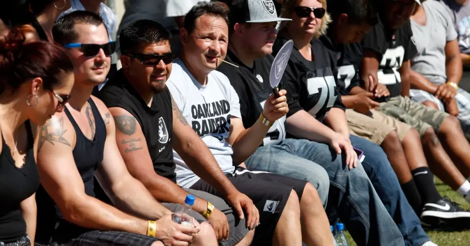 Raiders fans talk their experiences at training camp