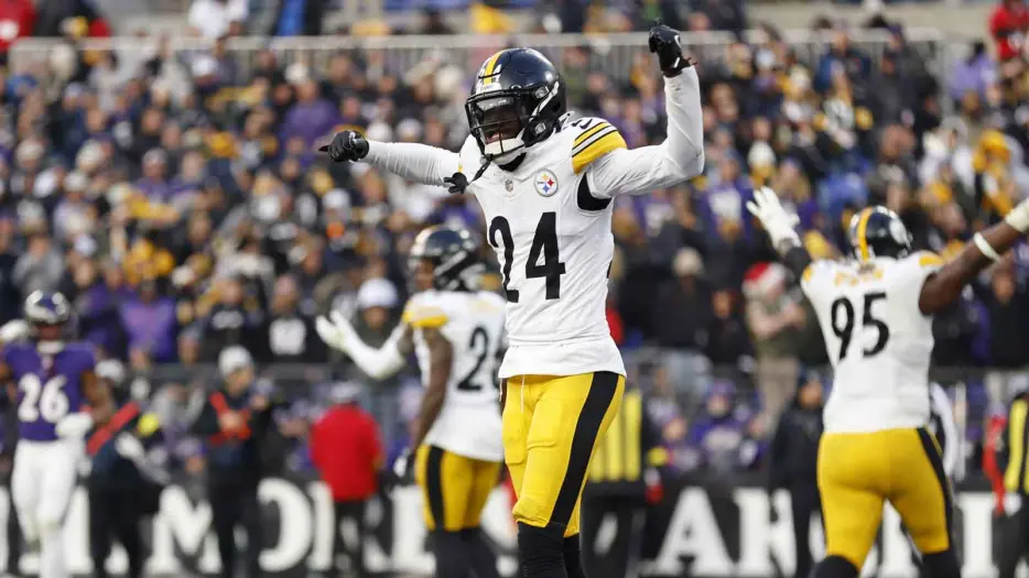 Steelers rumors: ESPN predicts Joey Porter Jr., not Christian Gonzalez, to get next big CB deal