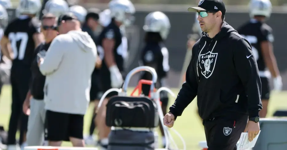 Another reason why Klint Kubiak is Raiders’ coach