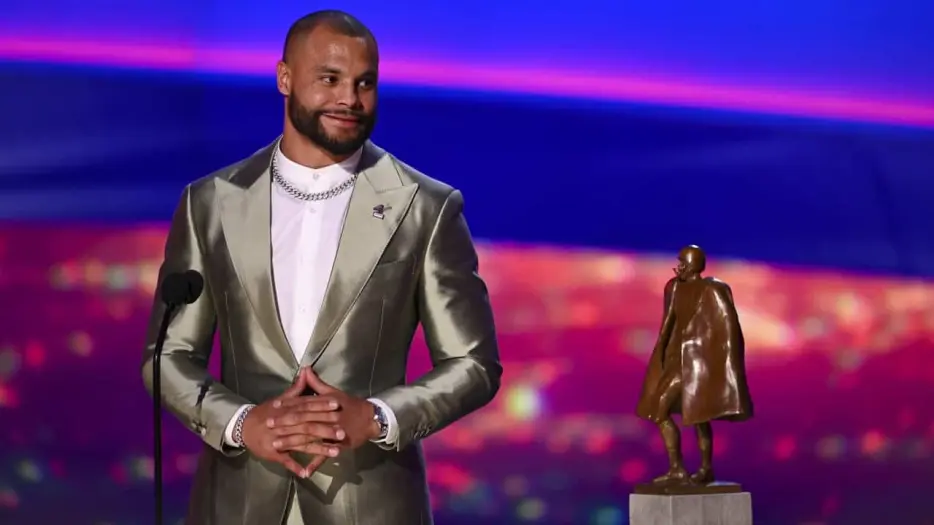 Which Dallas Cowboys have the best chance to win awards in 2026?