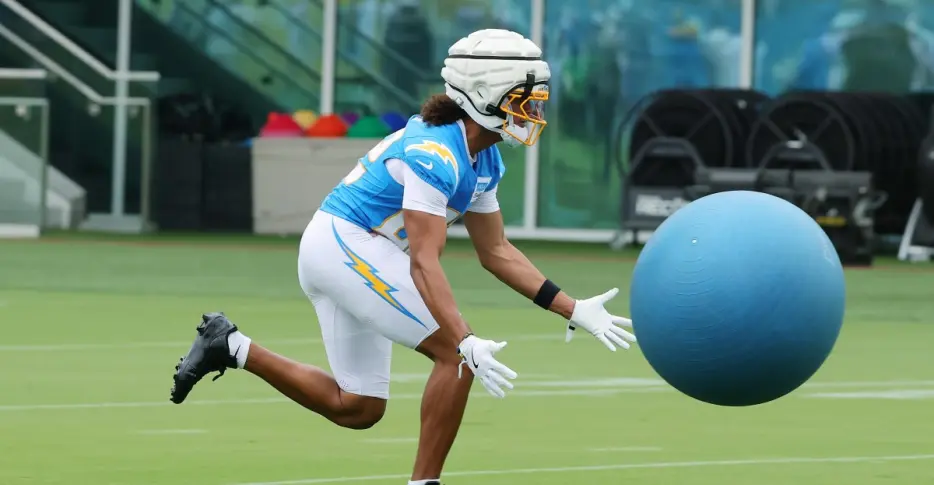 Los Angeles Chargers Roster: Genesis Smith, S, scheme fit, 2026 outlook
