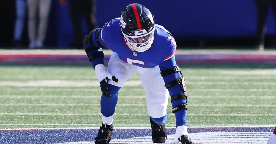 Patriots mailbag: What move could bolster the pass rush?