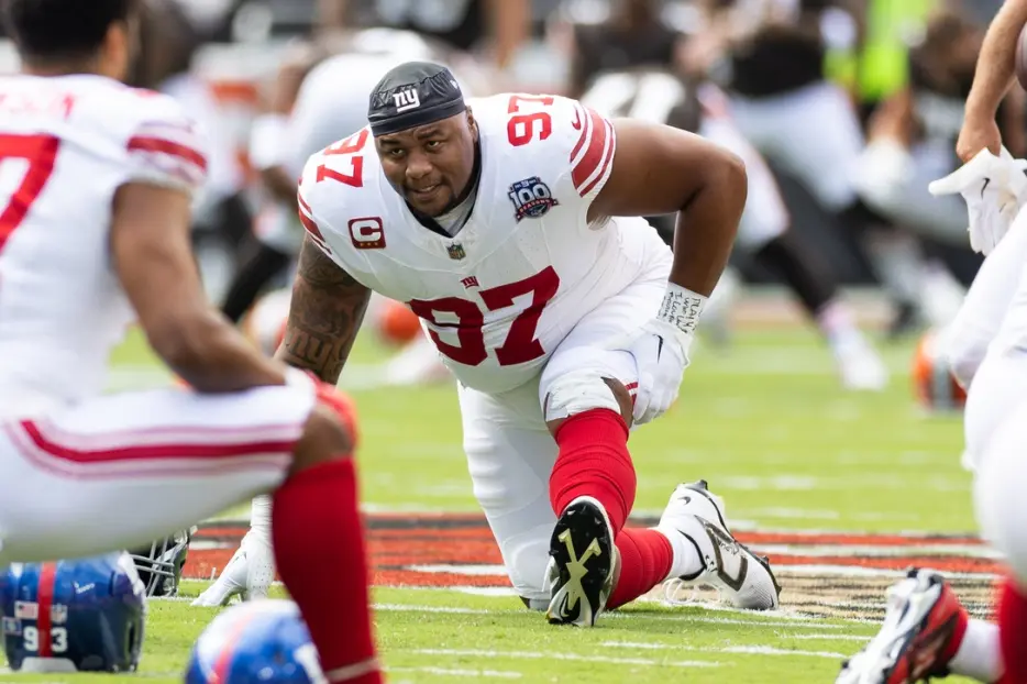 AFC Notes: Dexter Lawrence, Nate Wiggins, Bengals, Browns, Ravens