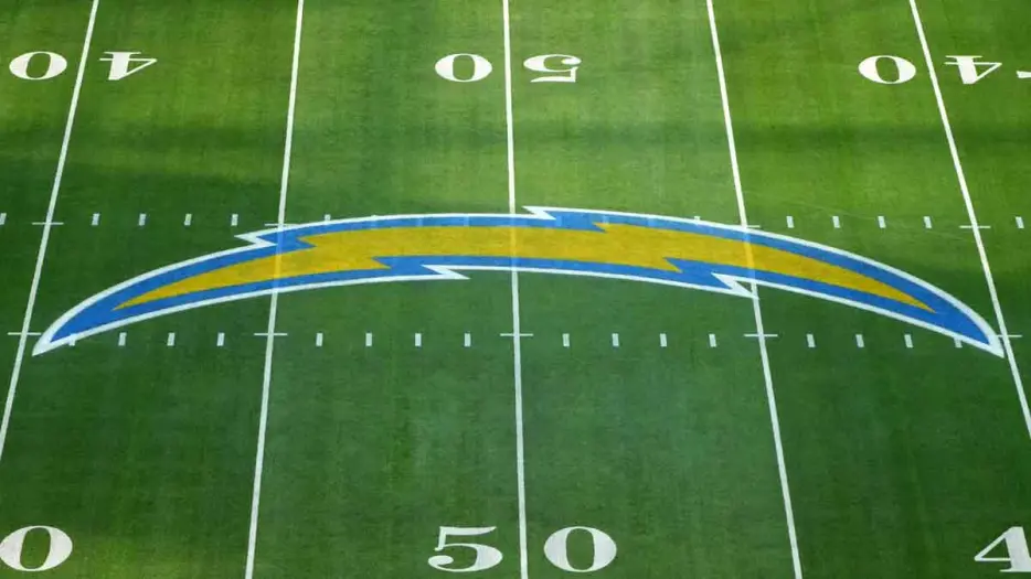 Dalvin Tomlinson reveals why he chose Chargers in free agency