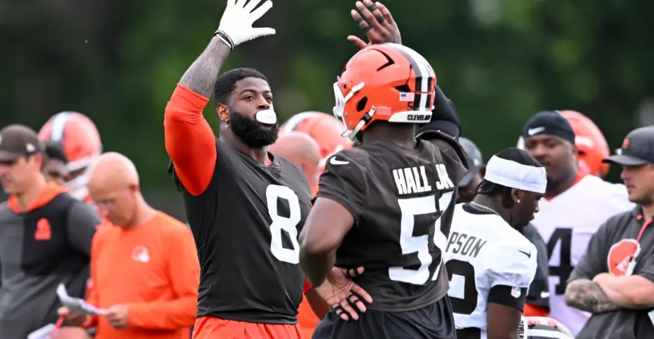New Browns DE Jared Verse taking on vocal leadership role already: ‘Earn’ it