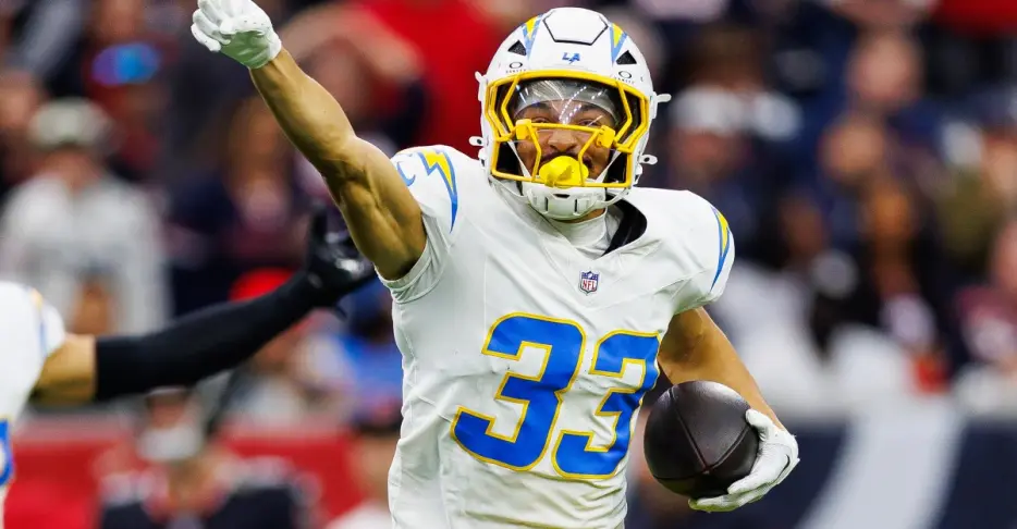 Los Angeles Chargers Roster: Deane Leonard, CB, scheme fit, 2026 outlook