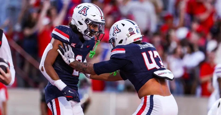 How are Treydan Stukes and Dalton Johnson as leaders? Arizona coach weighs in