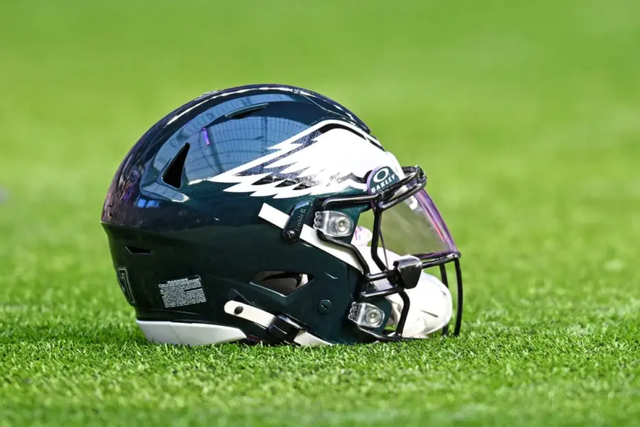 NFL Insider Advises: ‘Don’t Sleep’ on Philadelphia Eagles’ Trade