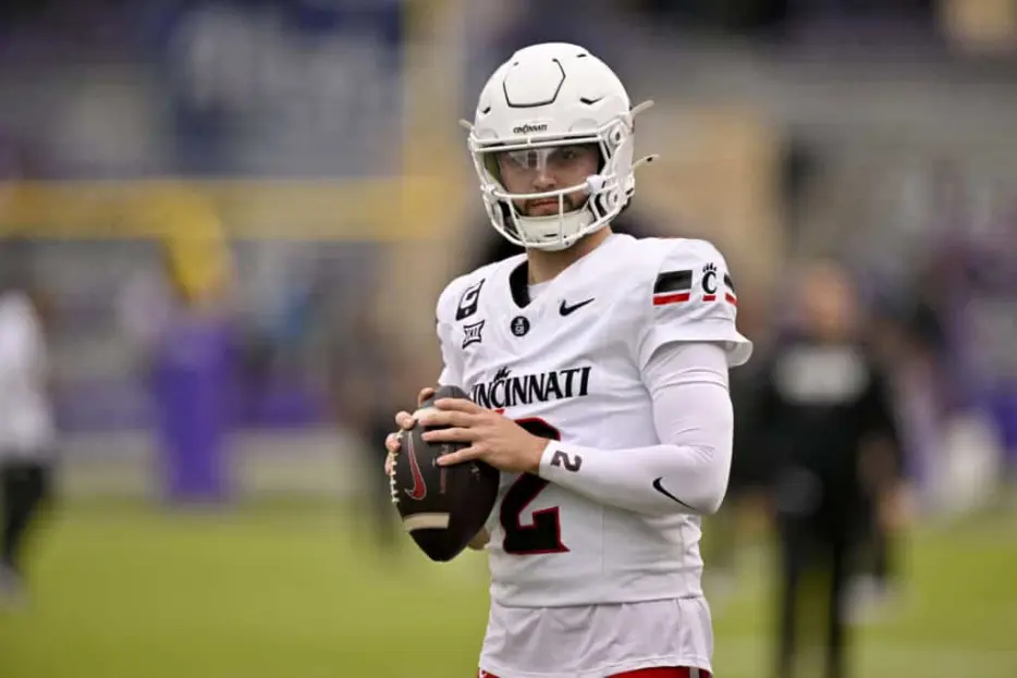Brendan Sorsby to the Cowboys through the 2027 Supplemental Draft?