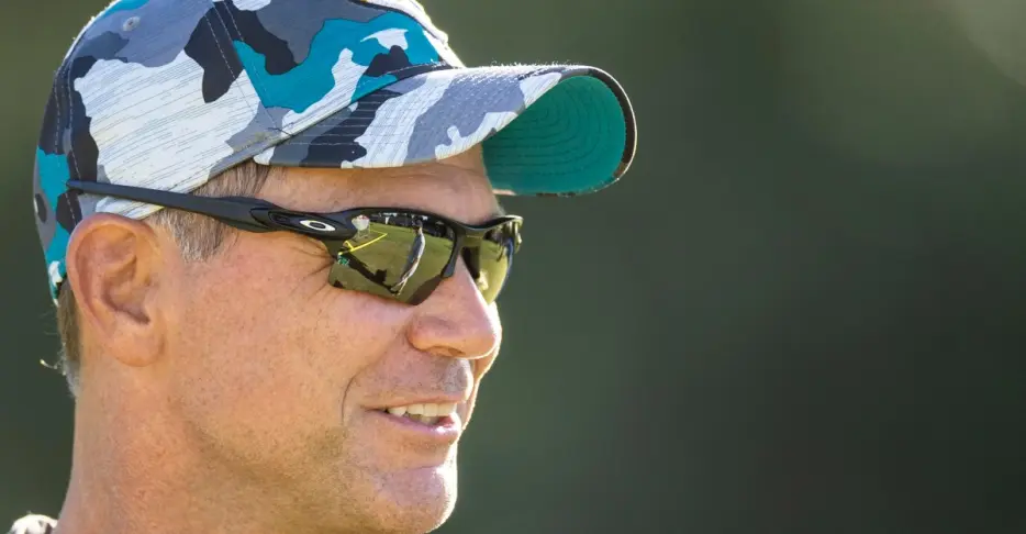 Daily Dawg Chow (5/4): The Browns are hiring who? And, Thank You EZ Weav